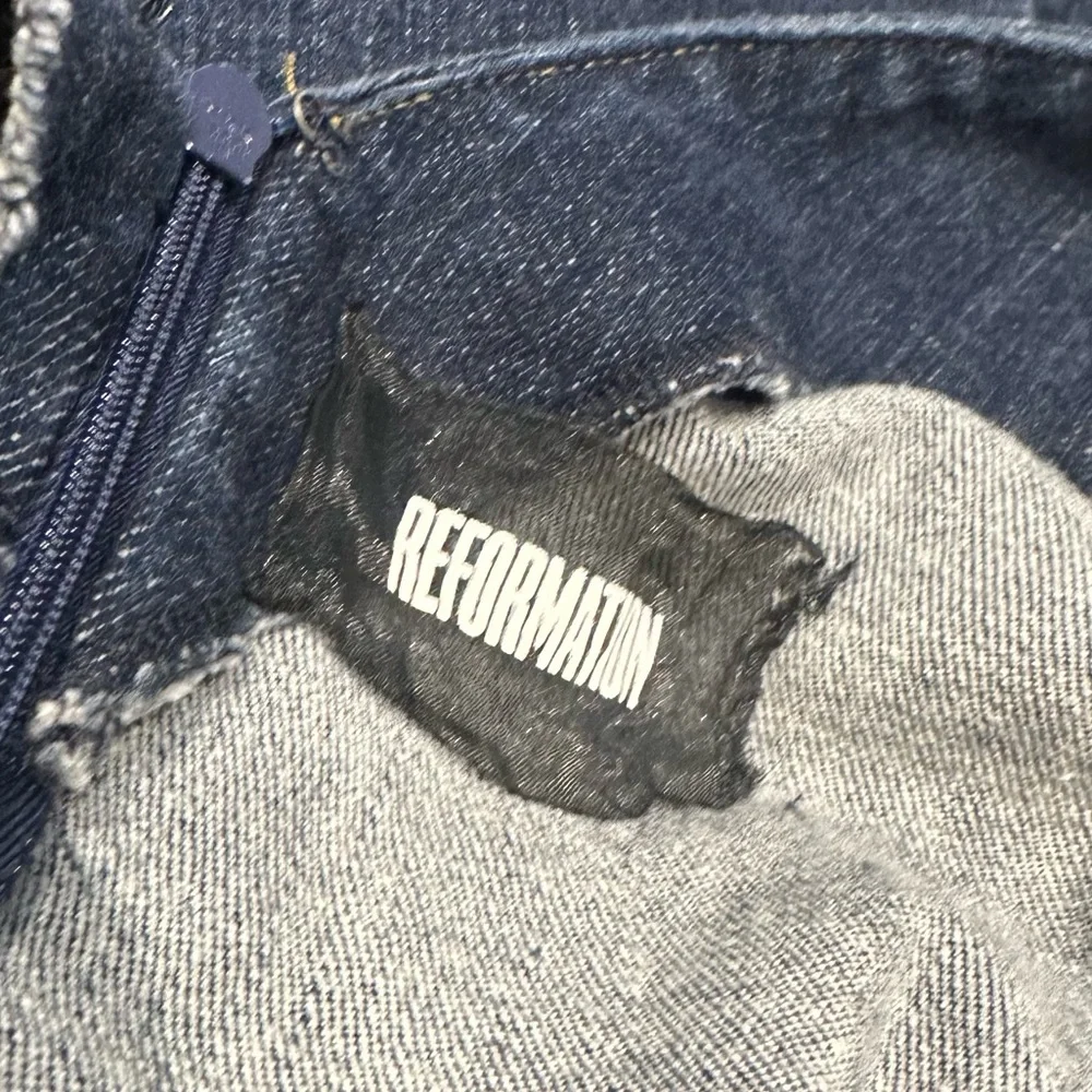 Reformation Denim Jean Mini Dress Jumper Plunging Neckline Size 6 - Picture 7 of 8